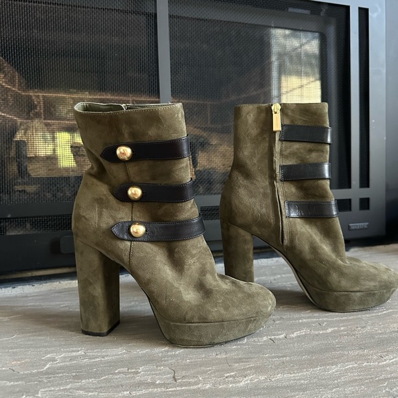 Michael Kors Platform Boot - Picture 1 of 3